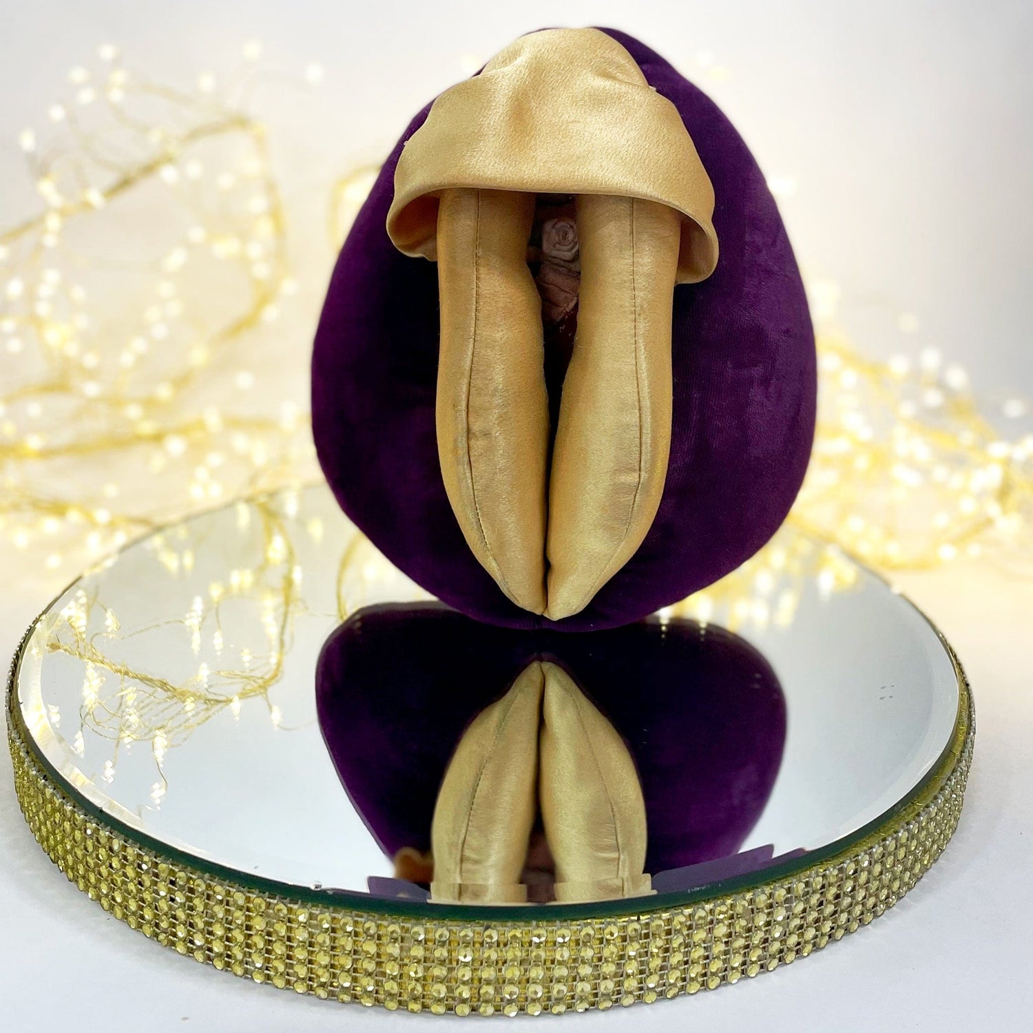 Vulva puppet on mirror - Sh! Women's Store