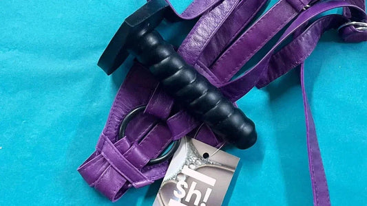 Want to know more about Pegging? Advice at Sh! - Sh! Women's Store