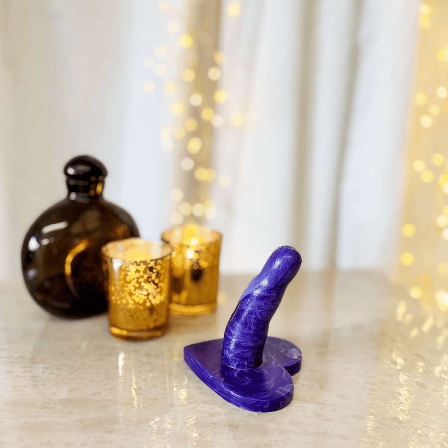 Cupid 1 Beginner Dildo in purple marble silicone